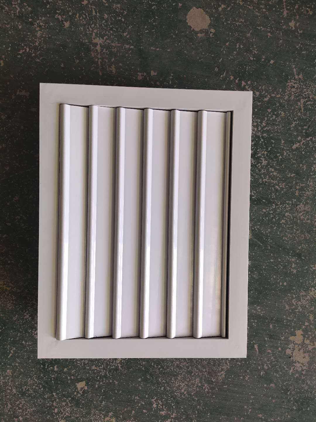 自垂百叶风口的介绍和用途